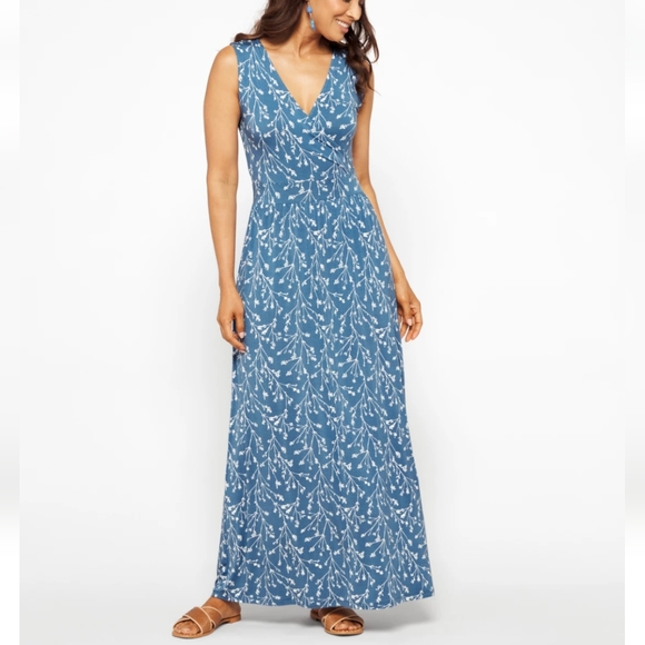 adelina knit maxi dress 41 Hawthorn | Dresses | Adelina Knit Blue Maxi Dress L